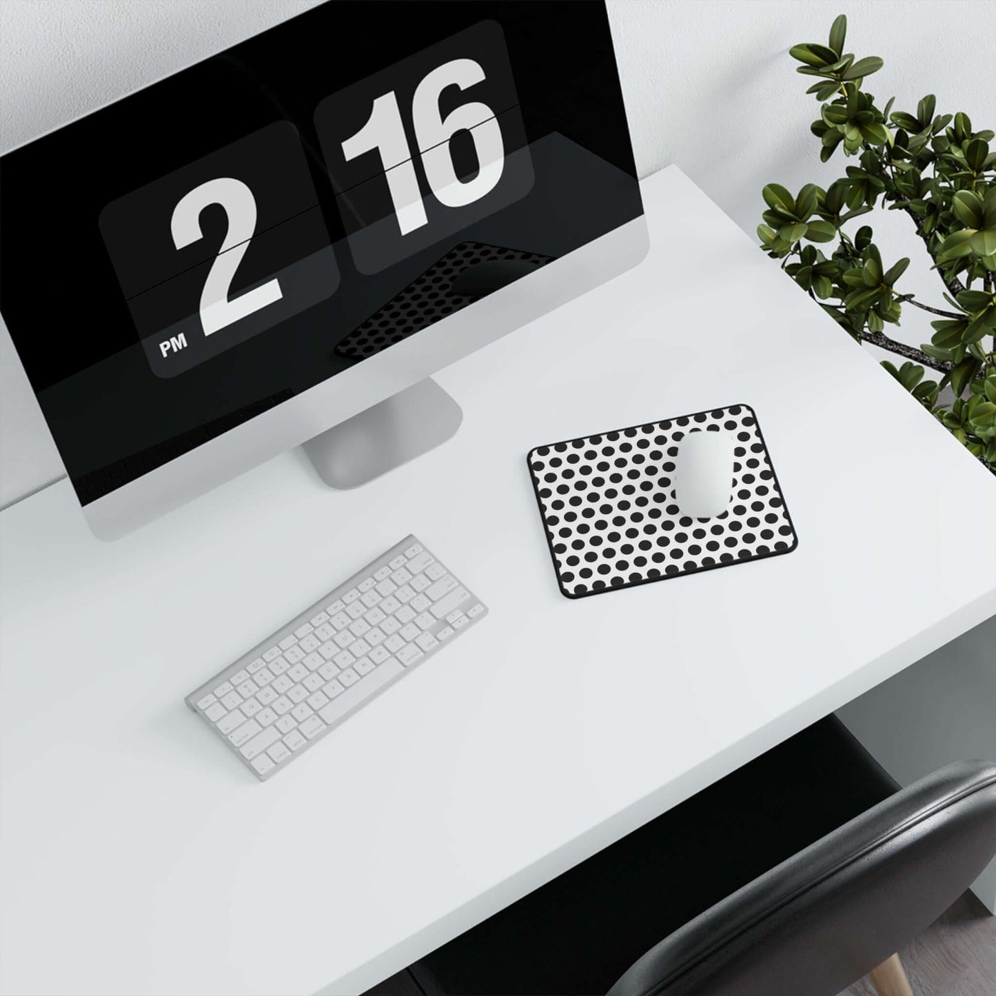 Black and White Polka Dot Mouse Pad